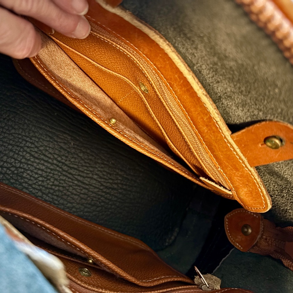 Dooney & Bourke Black and Tan Satchel - Picture 9 of 11
